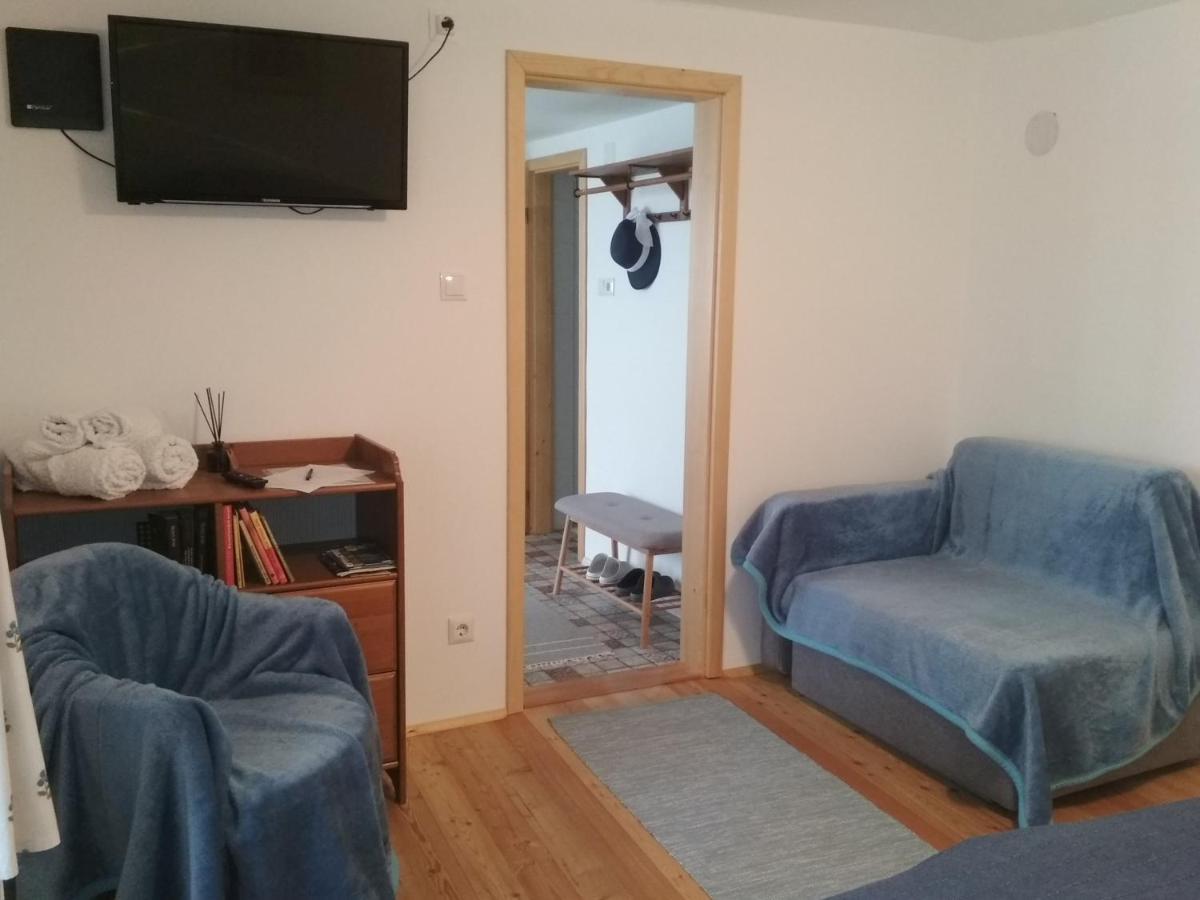 Tettyei Haziko Apartment Pécs Exterior photo
