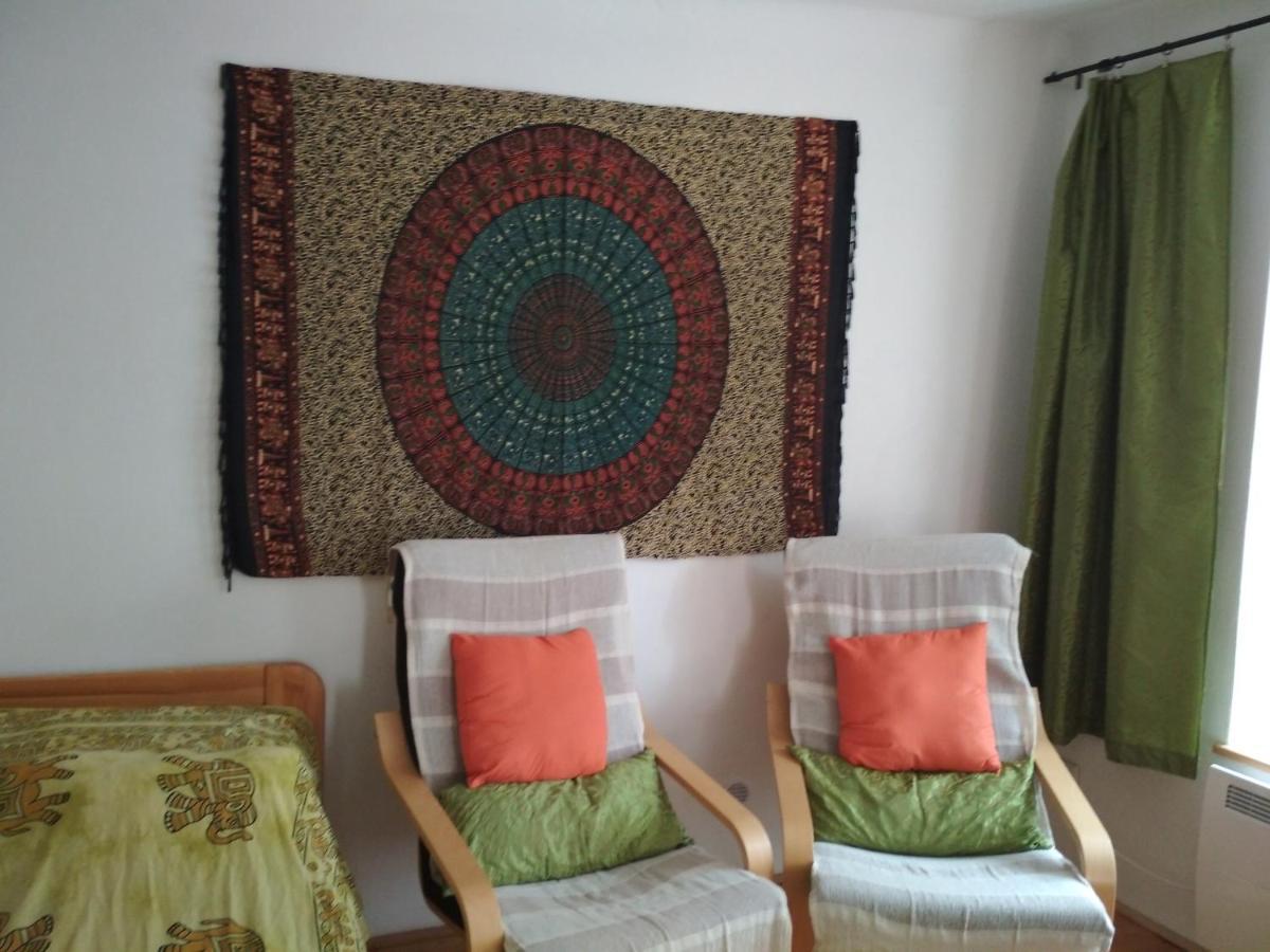 Tettyei Haziko Apartment Pécs Exterior photo